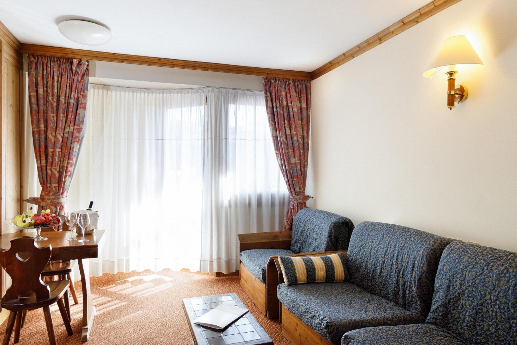 Hotel Alaska Cortina Cortina dʼAmpezzo Eksteriør bilde